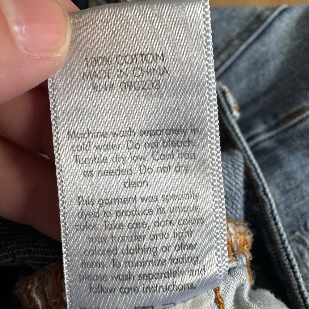 Bullhead Distressed Denim Mom Jean Shorts - Picture 7 of 9